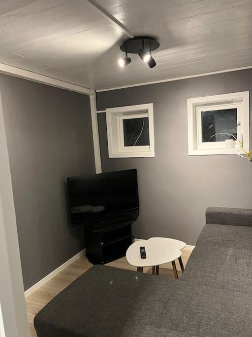 Central Apartment In Tromso With Parking Place Екстериор снимка